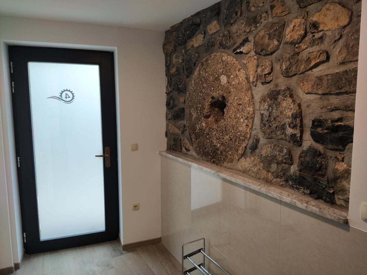 Apartmaji Maln Dolenjske Toplice Exteriör bild