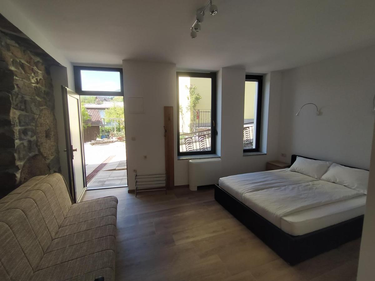 Apartmaji Maln Dolenjske Toplice Exteriör bild