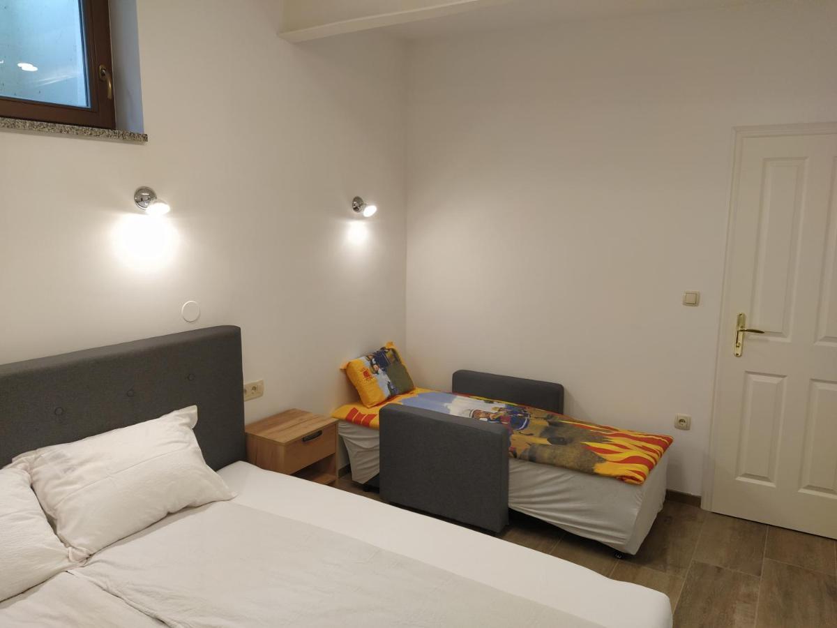 Apartmaji Maln Dolenjske Toplice Exteriör bild