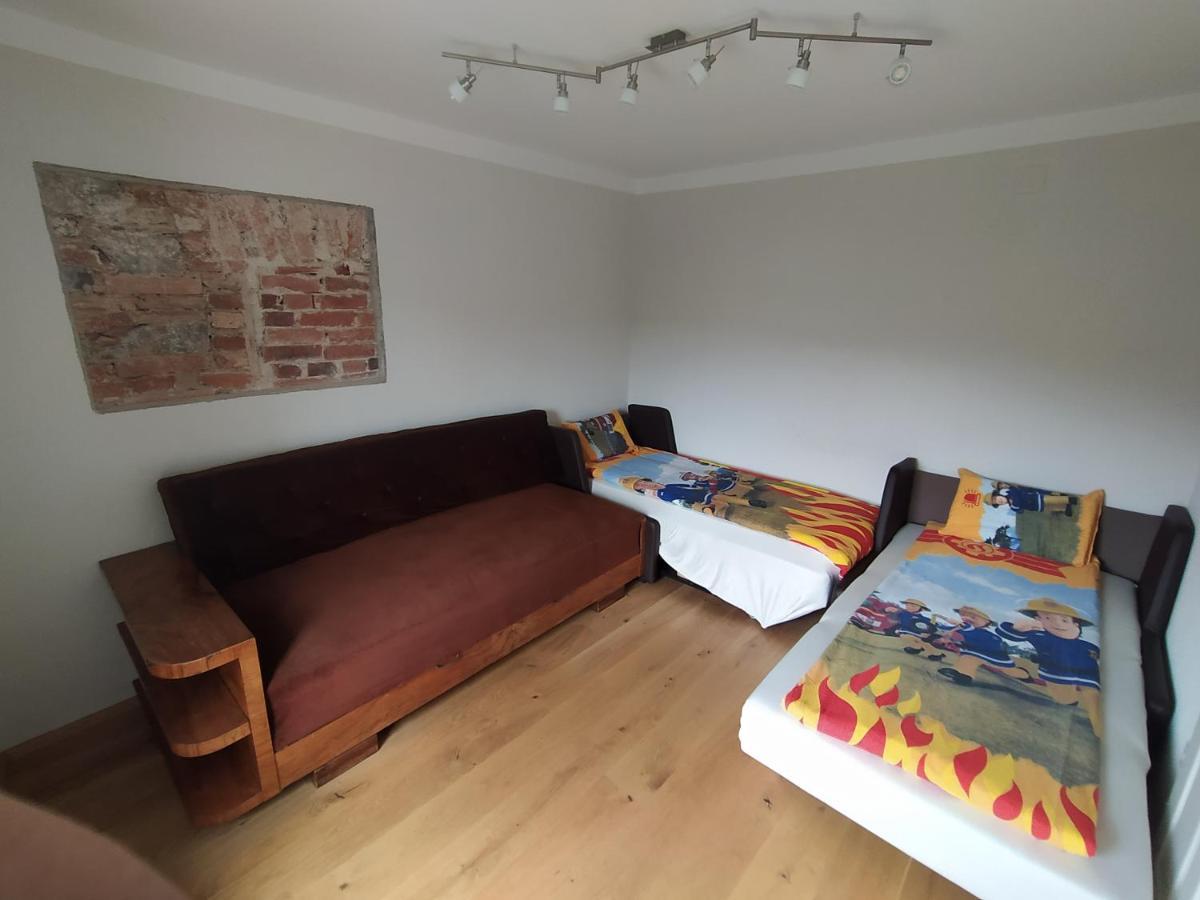 Apartmaji Maln Dolenjske Toplice Exteriör bild