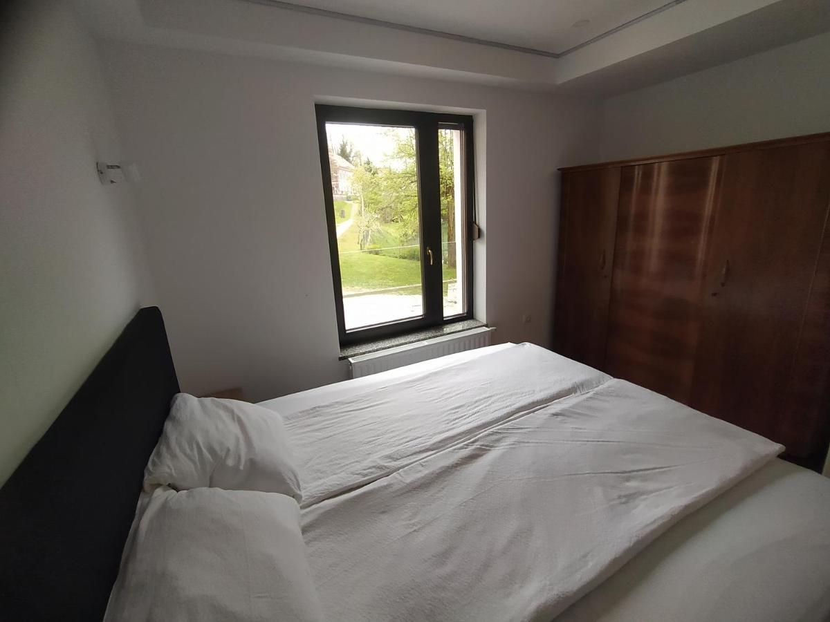 Apartmaji Maln Dolenjske Toplice Exteriör bild