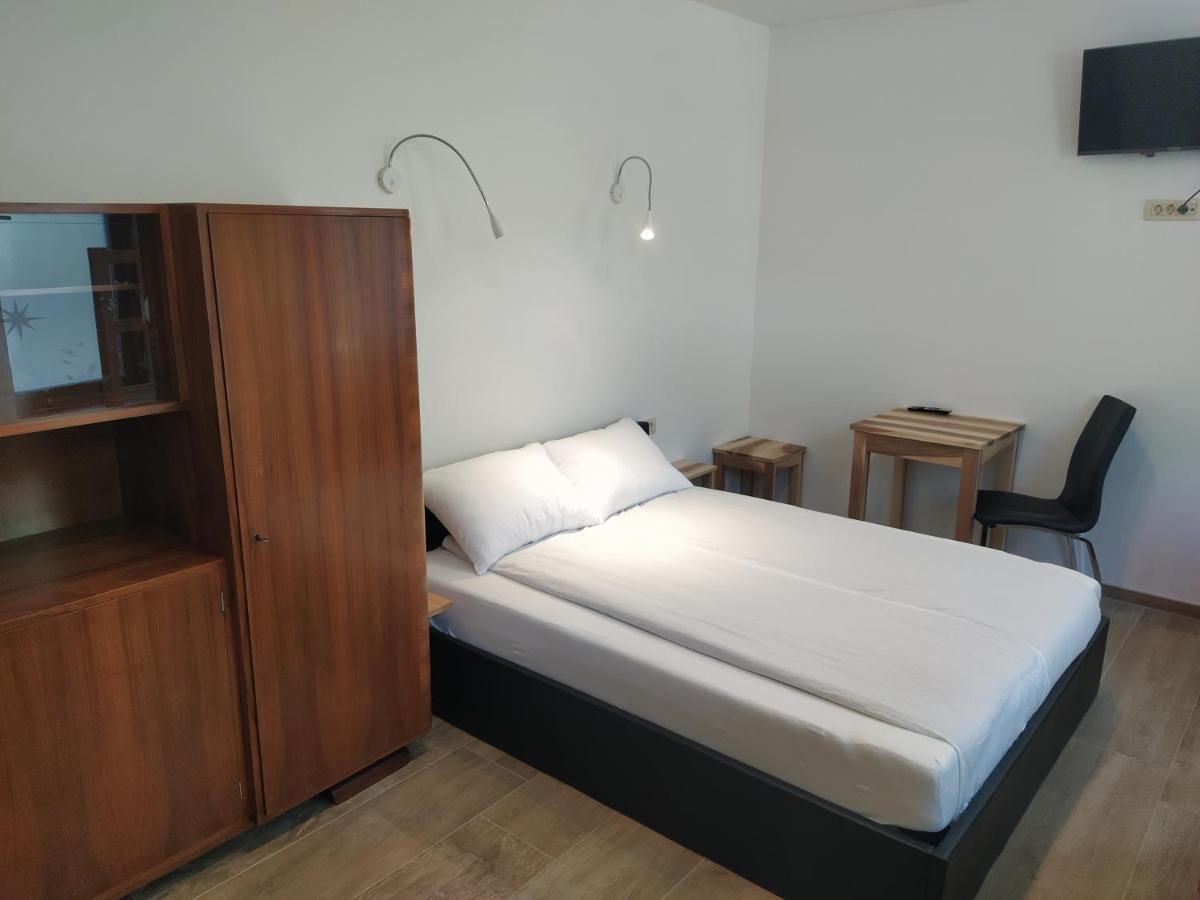 Apartmaji Maln Dolenjske Toplice Exteriör bild